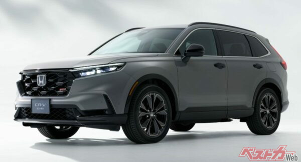 CR-V e:HEVは今冬発売ということは、12月17日に発売予定のRAV4とほぼ同時期の発売となる