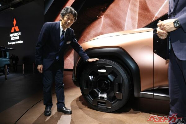 エレバンスコンセプトは前輪にインホイールモーターを採用。技術を磨き続けてきた結果、実用に近いところまで来ているという。胸熱!!