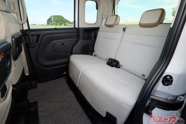 ハイウェイスターGターボ プロパイロットエディション（カラー：ホワイトパール／フローズンバニラパール 2トーン、内装：プレミアム）（2025年8月 初公開時の公式画像より）