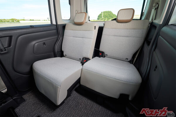 ハイウェイスターGターボ プロパイロットエディション（カラー：ホワイトパール／フローズンバニラパール 2トーン、内装：プレミアム）（2025年8月 初公開時の公式画像より）