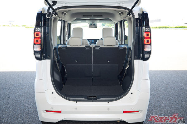 ハイウェイスターGターボ プロパイロットエディション（カラー：ホワイトパール／フローズンバニラパール 2トーン、内装：プレミアム）（2025年8月 初公開時の公式画像より）