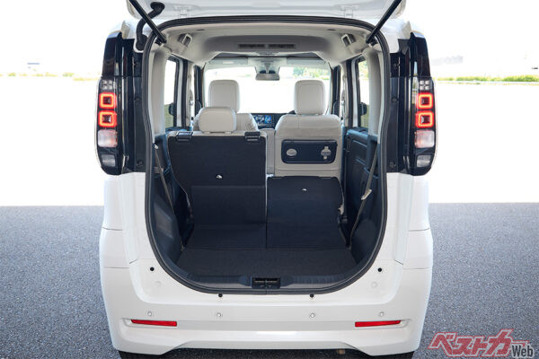 ハイウェイスターGターボ プロパイロットエディション（カラー：ホワイトパール／フローズンバニラパール 2トーン、内装：プレミアム）（2025年8月 初公開時の公式画像より）