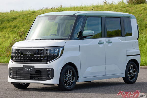 ハイウェイスターX_ホワイトパール_セラドングリーン_2トーン（2025年8月 初公開時の公式画像より）