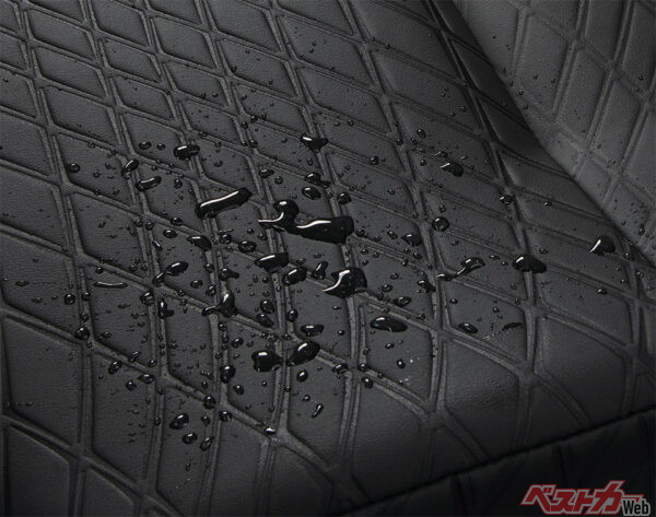 新型ルークス_AUTECH LINE_専用防水シート（2025年8月 初公開時の公式画像より）