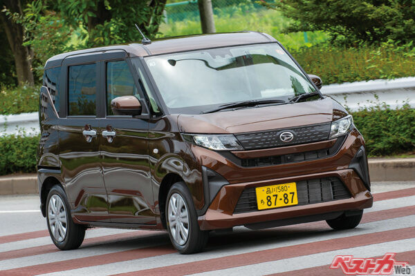 室内高は高すぎずちょうどいい。走りも自然でハイトワゴンのよさを感じる新型ムーヴ