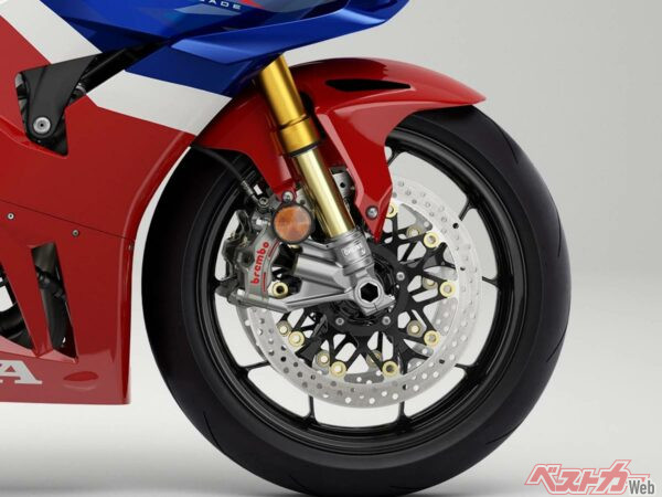 バイクのABSはなぜ義務化？ コンビブレーキとの違いや新基準原付への影響は？