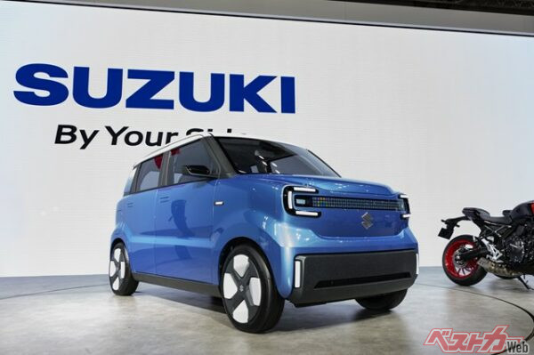 JMSに出展されたスズキ Vision e-Sky(参考出品)