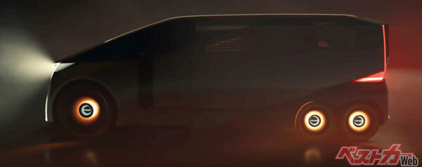 レクサス LSコンセプト。思わず「タイレル!?」と叫んだ人は50代以上。前輪2軸のタイレル(ティレル)P34とは逆の、後輪2軸の6輪車だ