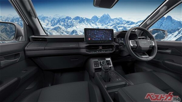 これが新型ハイラックスのインテリア。ランクル並みの質感だ！