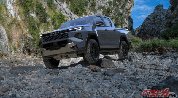 ついに登場した新型ハイラックス。来年中ごろには日本にも来る！