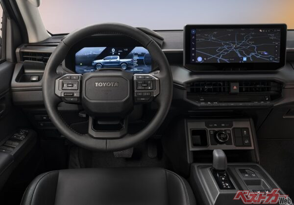 欧州仕様の新型ハイラックスのコクピット