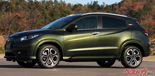 ホンダ ヴェゼル(初代)…日本でもコンパクトSUVの人気を呼び込むか注目のモデル。徳大寺さんはコンパクトSUVに肯定的で、4mを切るくらいのボディでディーゼルエンジンのモデルがあるといいと語る