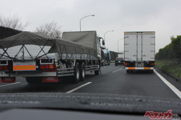 東名横浜町田IC周辺は大渋滞！　