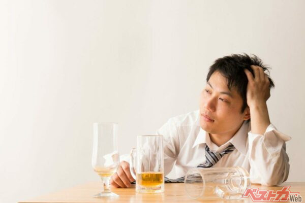 「一杯くらいなら……」という過信が人生を壊すことになる（polkadot＠AdobeStock）