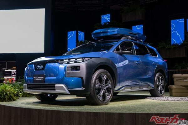 スバル トレイルシーカーの日本仕様が初披露。タフさも兼ね備えたデザインが特徴