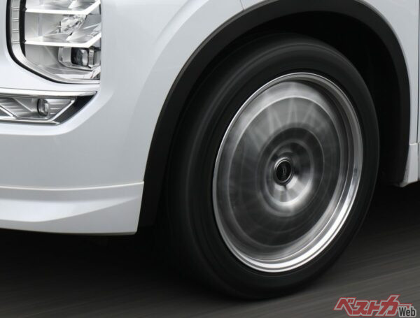 20インチで1万4千円台ってマジですか!?　SUVにベストマッチな「トラベルスター」がイイ感じ