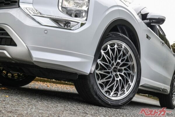 DORFREN（ドルフレン）のexclusive TLM-02を装着した