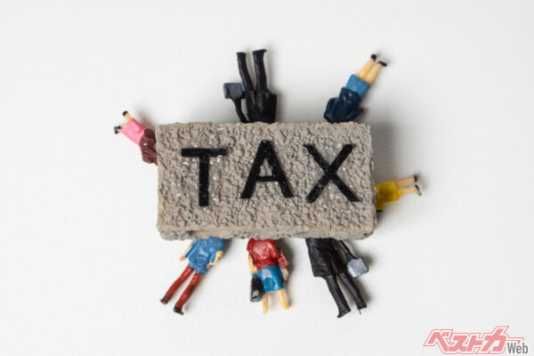 自動車税種別割の重課税率は約15％割増（軽自動車は約20％割増）（洋 奥山@Adobestock）