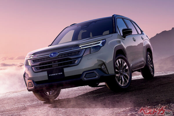 クルマ全体の仕上がりは、スバルらしく質実剛健。水平対向もキープ