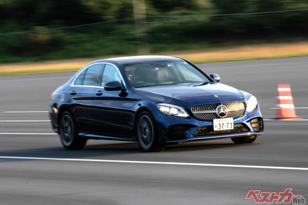 メーカーなどが主催する企画やプログラムに参加して引き出しを増やしておくのが安全運転につながる