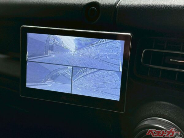 もうにっちもさっちもいかない! 時でも死角が手に取るようにわかる(スーパーワイドビュー+コーナービューの状態)