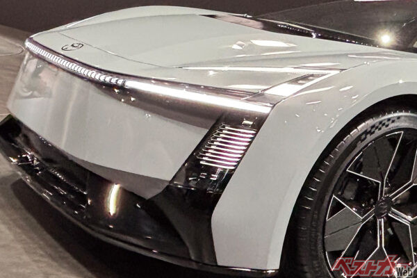 このまま出してほしいな!!　JMS2025で大きな注目を集めたトヨタ カローラコンセプトがカッコ良すぎる件