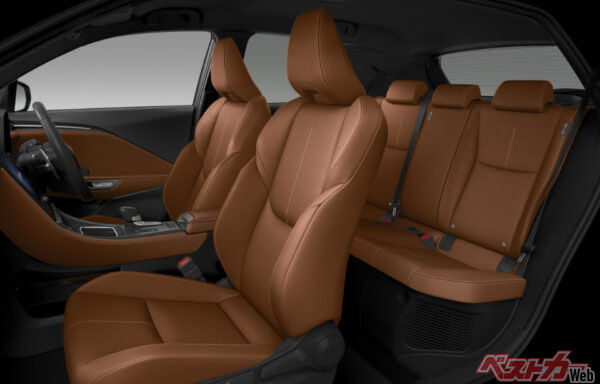 インテリアカラー：サドルタン（2023年11月 発売開始時の公式画像より）