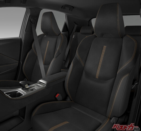 新型LBX “Bespoke Build” ウルトラスエード本革ブラック（2023年11月 発売開始時の公式画像より）