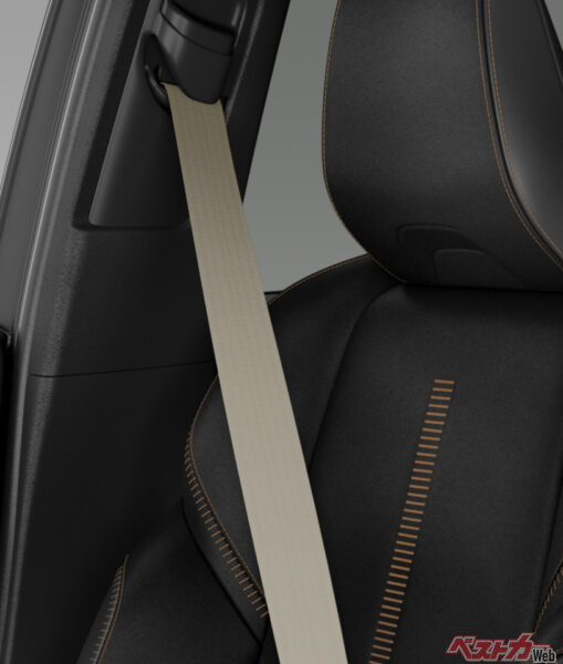 新型LBX “Bespoke Build”シートベルト：フォーン（2023年11月 発売開始時の公式画像より）