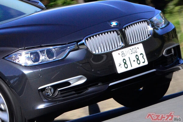 後席を倒せば巨大なラゲッジが広がる!!　先代BMW 3シリーズツーリングが魅力的すぎる件