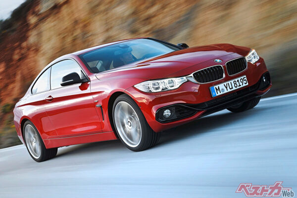 BMW 4シリーズクーペ（先代・2013年登場）。スペシャルティカーのような洗練された乗り味を持つ
