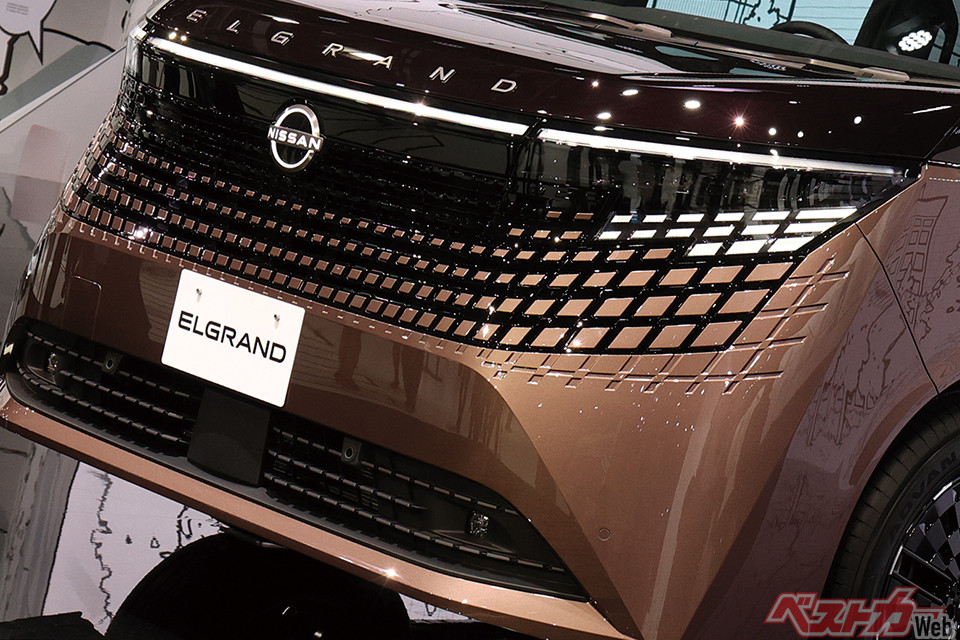 A子　ページ 00_s_JMS2025_elgrand_0M0A5826_
