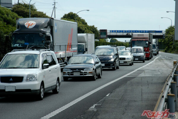 渋滞などはとくに人の感情を刺激しやすい。しかしそんな時こそ判断力を失ってはいけない