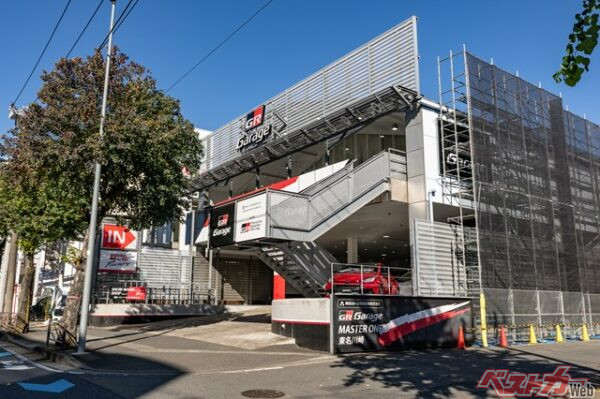 GR Garage MASTER ONE 東名川崎は尻手黒川道路沿いにある。住所は神奈川県川崎市宮前区土橋1-15-1