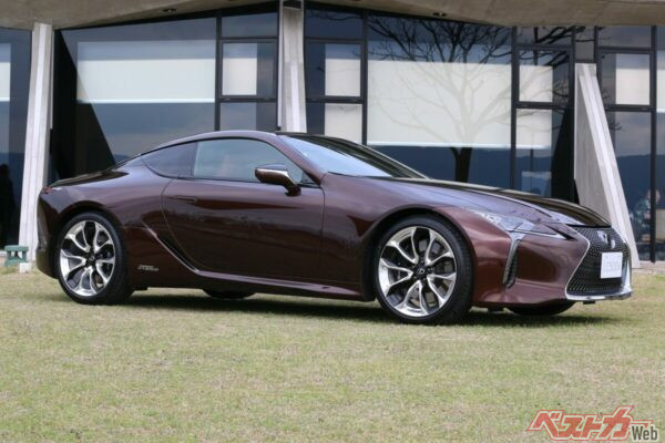 レクサス LCはスーパーGTのGT300でもGT500でもベースとして採用されていた