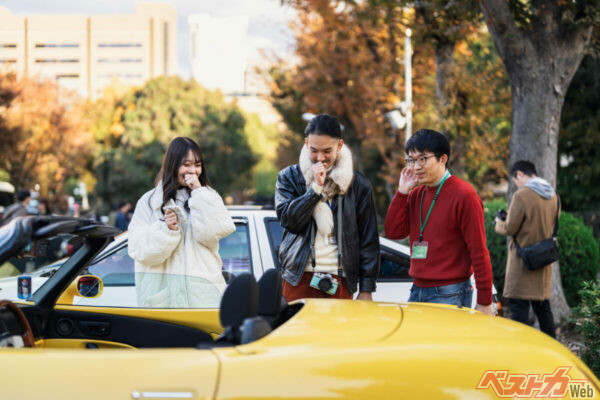 オーナー同士で繰り広げたれた熱い愛車愛のトーク