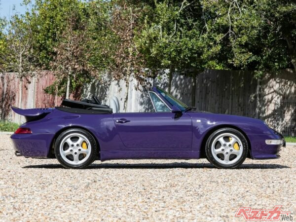 ポルシェが生産しただけに完璧な仕上がりの外観。生産台数から言っても今後価値が跳ね上がる可能性は高そうだ。