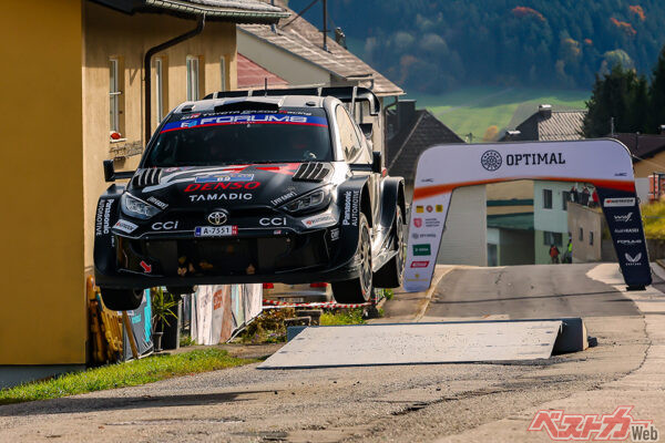 WRC離脱を決め肩の力が抜けたロバンペラがのびのびと快走を見せた