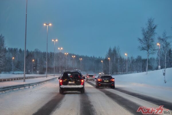 知らずにやってない? アイドリングストップ車の冬エアコンの“禁じ手”