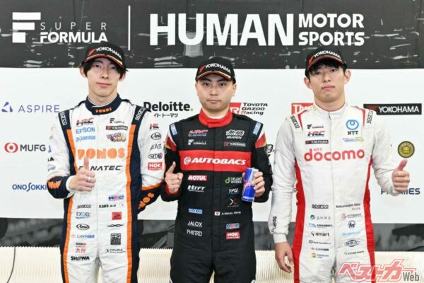 写真左から佐藤蓮（PONOS NAKAJIMA RACING）、岩佐歩夢（TEAM MUGEN）、太田格之進（DOCOMO TEAM DANDELION RACING）。3人ともホンダ所属ドライバーで、世界で戦った経験を持つ