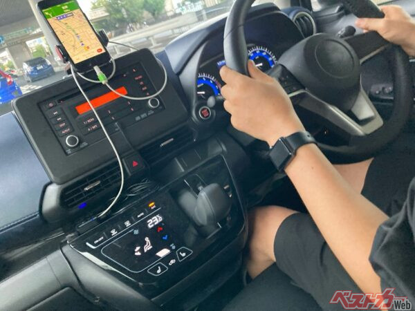 車内喫煙が違反になることも!?　違反の自覚ゼロ!?　あなたもやってるかも……「無意識違反」の落とし穴