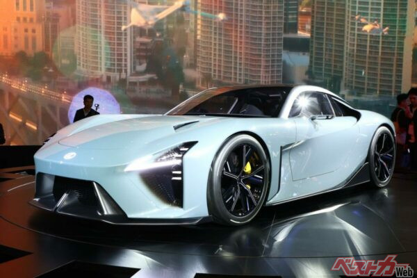 ジャパンモビリティショー2025に出展されたレクサススポーツコンセプト。現状フロントデザインを推し量る材料はないが、ほぼこのデザインになると思われる