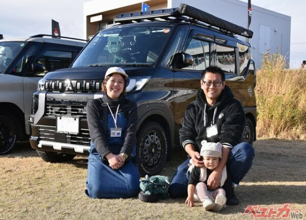 家族みんなで楽しむデリカミニ。もちろん主役はママだ