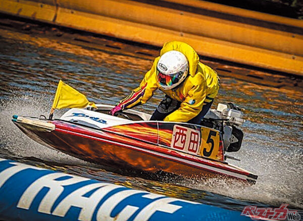 危険と隣り合わせのボートレースの世界。クルマはリフレッシュの手段であると同時に、運転で気づいたことをボートに活かすこともあるという