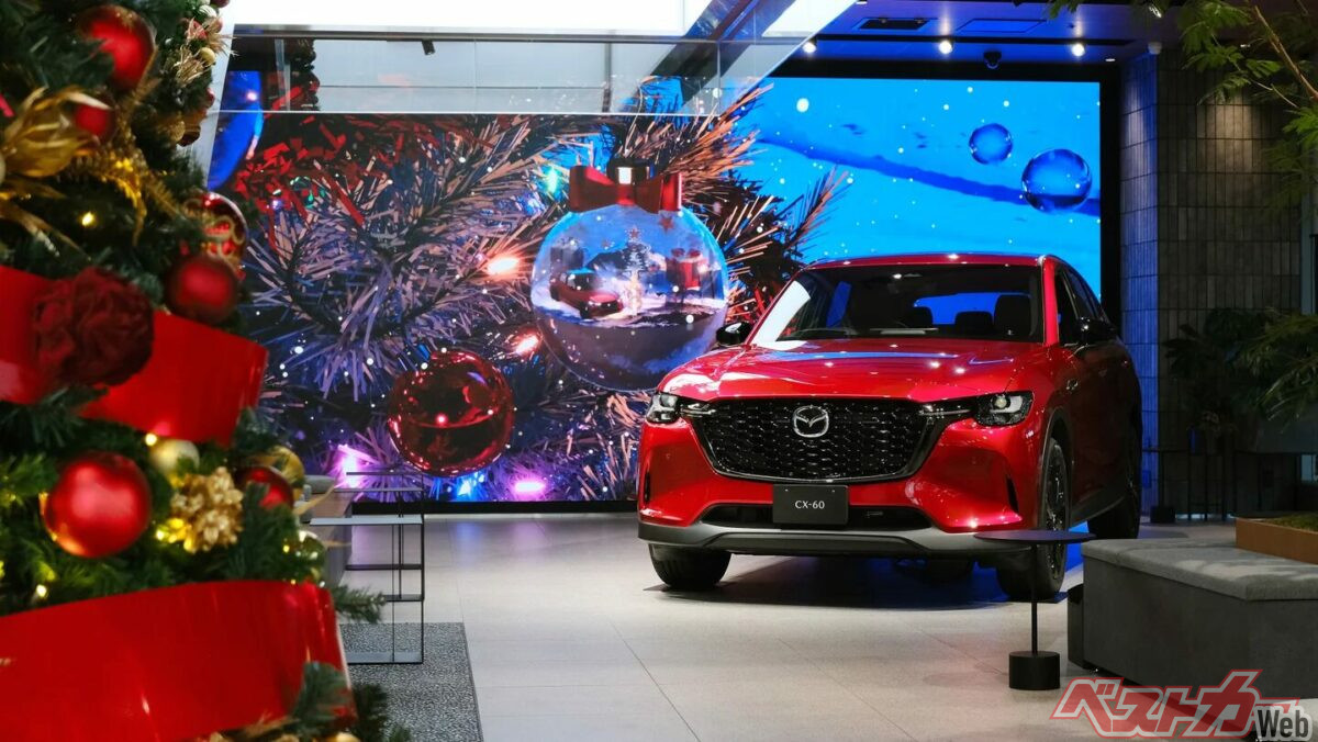 ロードスターやCX-60が東京のクリスマスナイトを駆けていく!! MAZDA