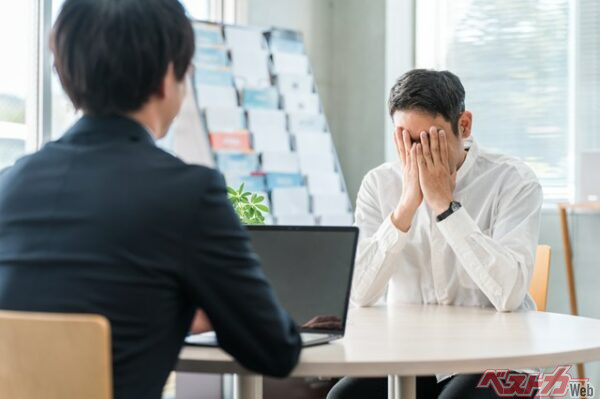 もし相手が任意保険未加入のふとどきものでも、泣き寝入りせずまずは相談してみよう(buritora@Adobe Stock)