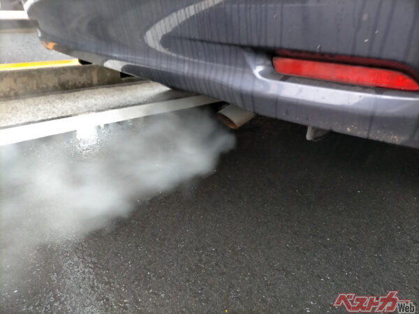 やってしまう気持ちは非常によく分かる「暖機運転」。昔のクルマには必須だった