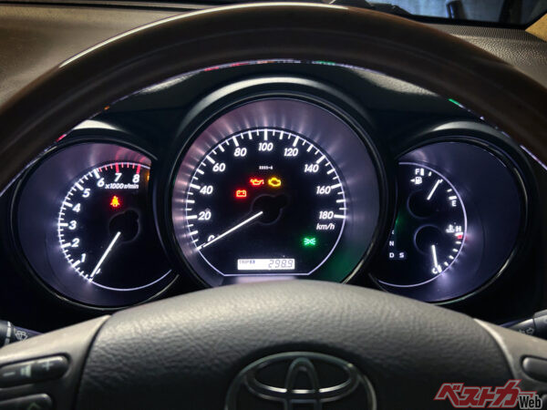 セルモーターは元気に回り、点火系のトラブルも見当たらない。一体何が原因でエンジンはかからないのか?