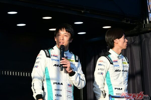 引退したばかりの伊沢拓也選手。Modulo Nakajima Racingのスーツを着た姿を目に収めることができるのは貴重だ