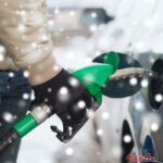 【軽油は何℃で凍る？】都市部の2号軽油で低温トラブル発生！　ベストカーWebが実験で徹底解説